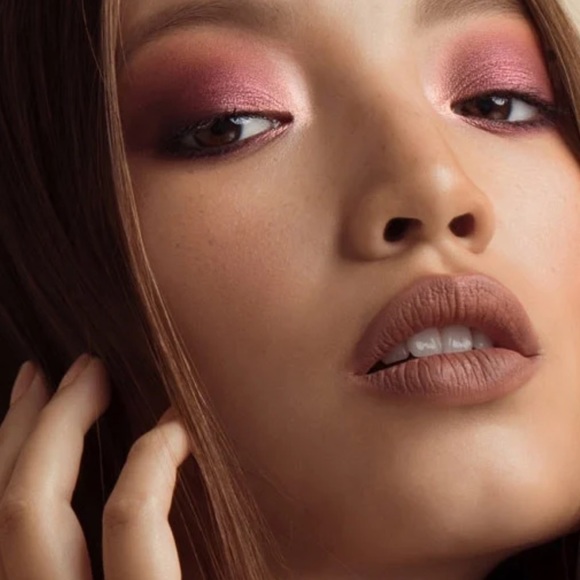 IL MAKIAGE boss squad Trendsetter eye palette - Picture 7 of 11